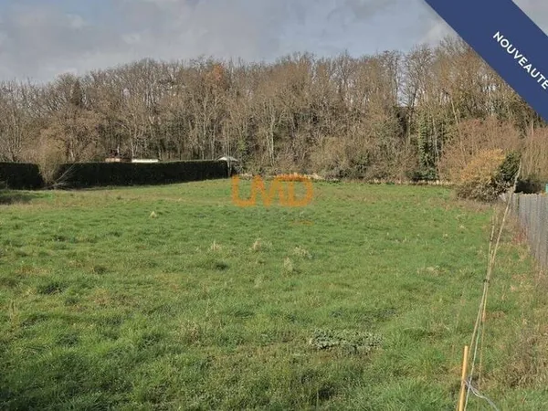 Terrain constructible 4500 m²
