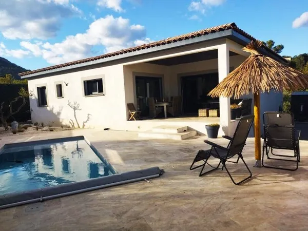 VILLA RECENTE -5 PIECES-PISCINE