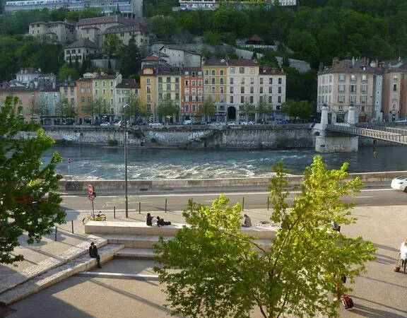 Appartement 4 pièces 105 m²