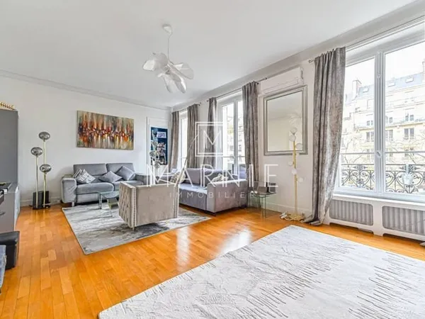 Appartement 6 pièces 131 m²
