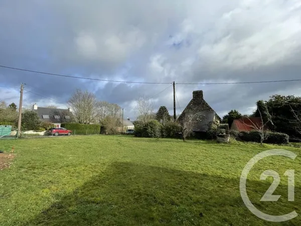 Terrain 644 m²