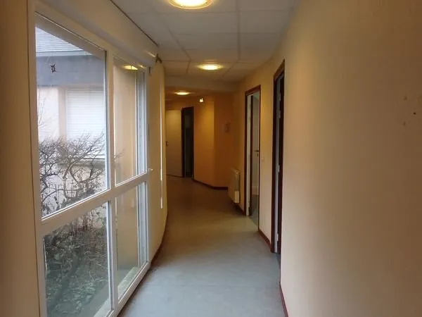 BUREAUX à LOUER 232 CC