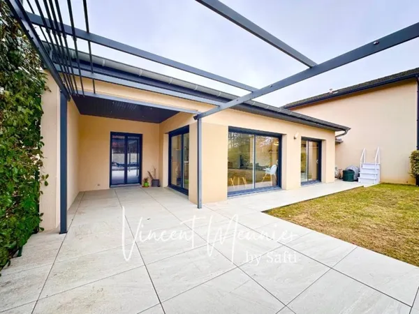 Bien rare à la vente ! Construction 2017 ! Plein pied ! Garage !