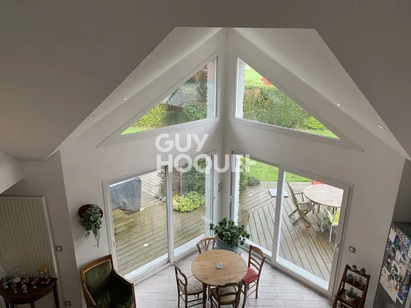 MAISON À VENDRE DE 6 PIÈCES DE 153,00 M²