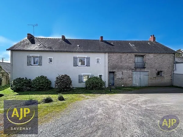 ANCIENNE FERME SAVENAY