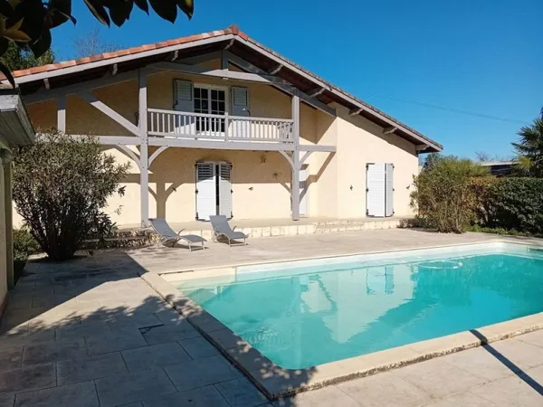 / MAISON PROCHE MONT-DE-MARSAN / 6 pièces 177m2