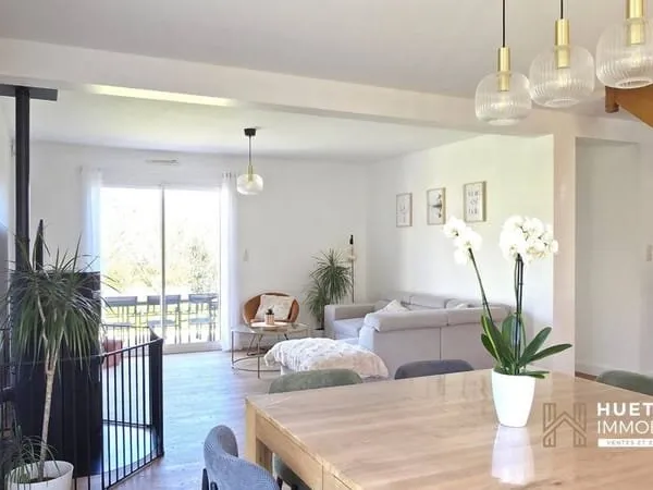 Maison 7 pièces 122 m²