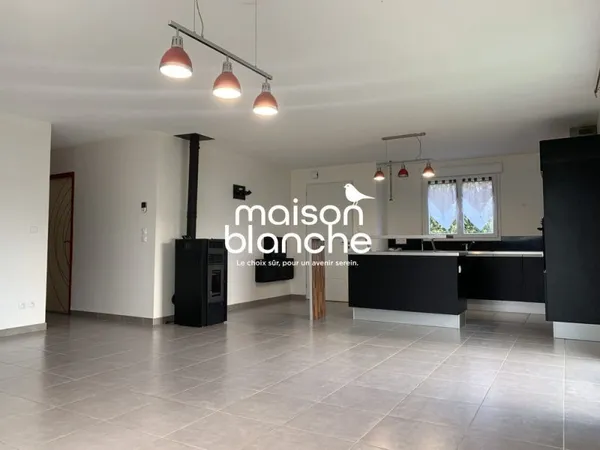 Maison de plain pied, 3 chambres, garage et Jardin