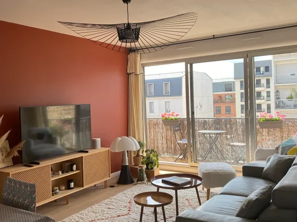 T2 lumineux 46m² + Balcon 9m² + parking