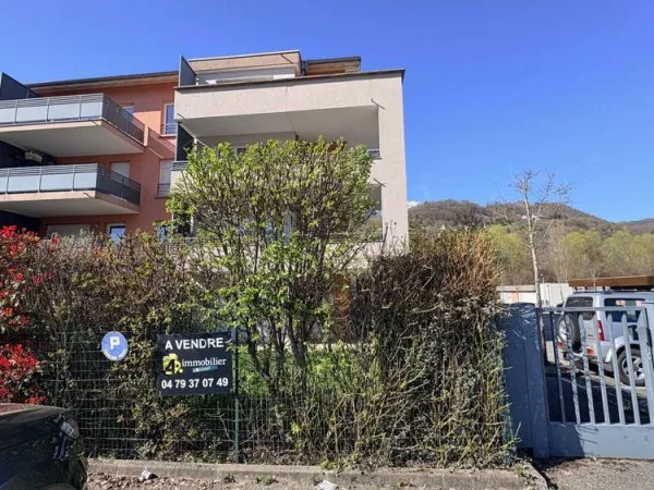 Appartement Albertville 3 pièce(s) 63.72 m2 en rez-de-jardin