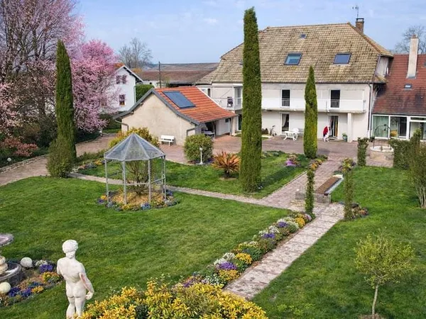 Maison 14 pièces 370 m²