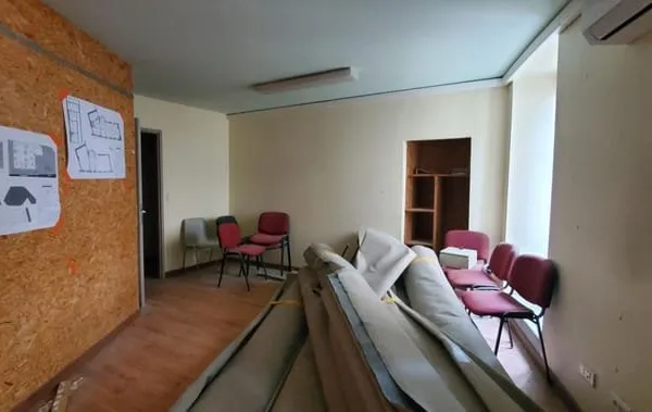 APPARTEMENT À RÉNOVER COEUR DE VILLAGE VIVANT ET TOURISTIQUE SUD ARDÈCHE