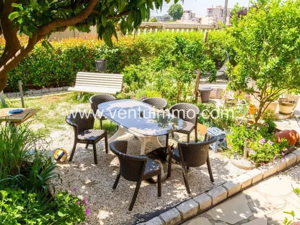 Maison 6 pièces 217 m²