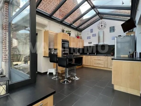 Maison 8 pièces 290 m²