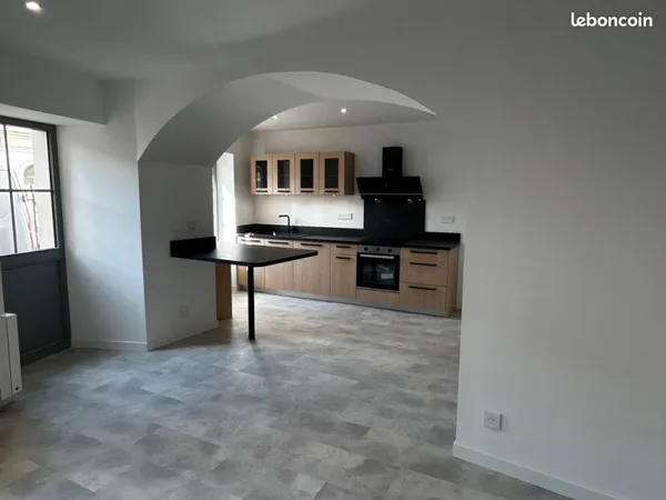 Rare appartement avec cour privative