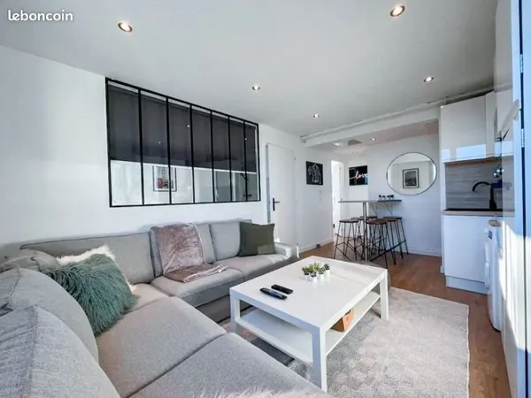 🏡 colocation meublée - chambre avec salle d'eau privative - guilhemery