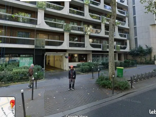 Place parking voiture/moto - 15 ème