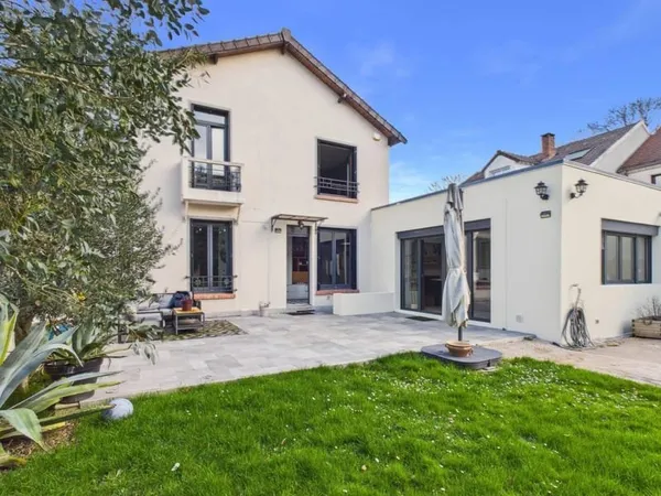Maison 6 pièces 155 m²