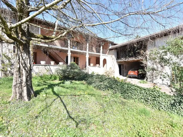Maison 5 pièces 180 m²