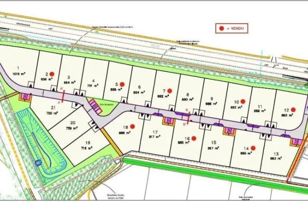 Terrain 688 m²