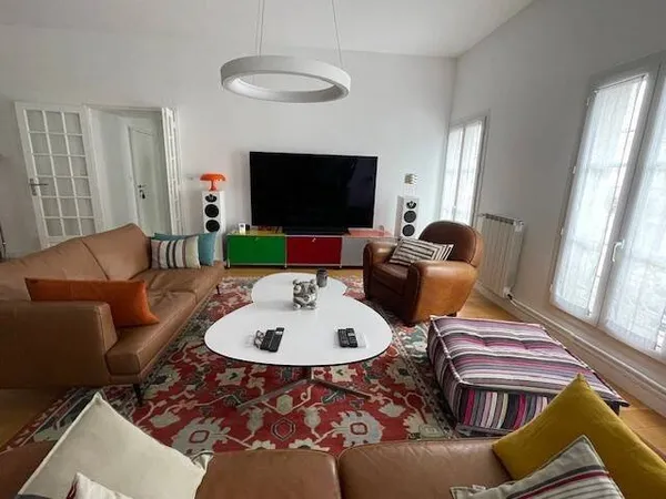 Appartement 4 pièces 162 m²