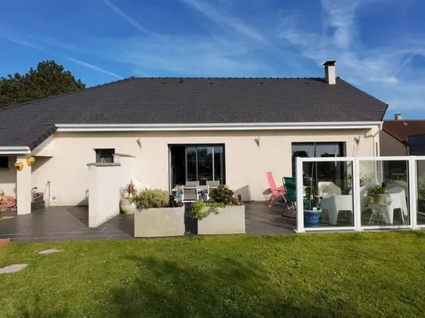 Maison de plain-pied 7 pièces 158 m²