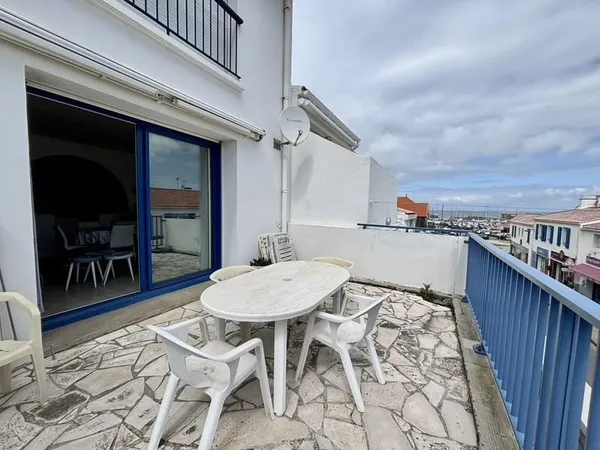 Appartement 2 pièces avec terrasse - Vue mer et port - L'
