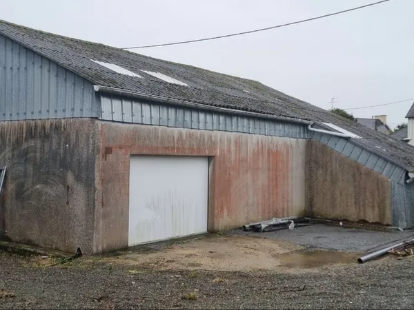 Hangar proche centre ville