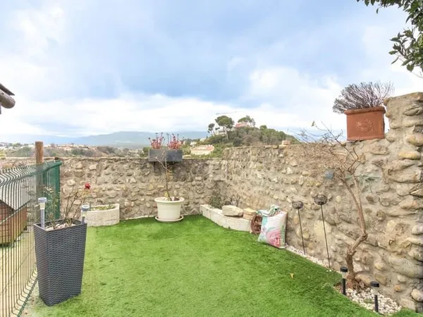 Maison de Village avec jardin Haut de Cagnes-sur-Mer