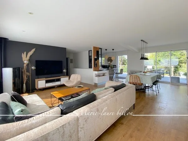 Maison à vendre 5 pièces SAINT GILLES CROIX DE VIE (85), quartier BOISVINET, maison totalement rénov