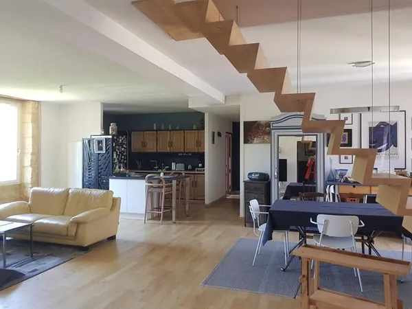 Maison Montignac Lascaux 7 pièce(s) 250 m2