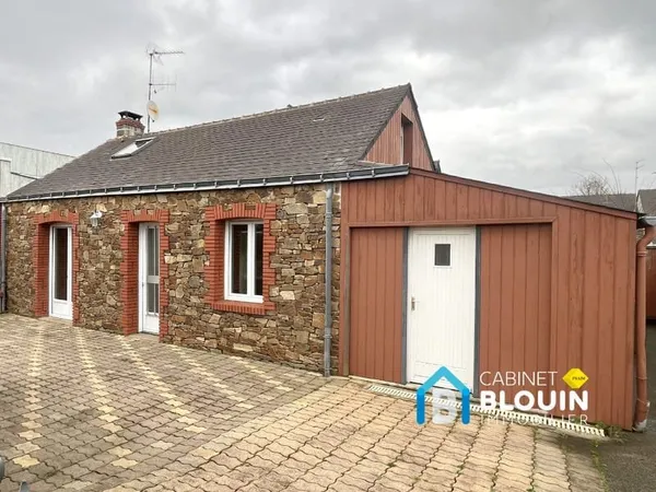 BOURG - MAISON EN PIERRE