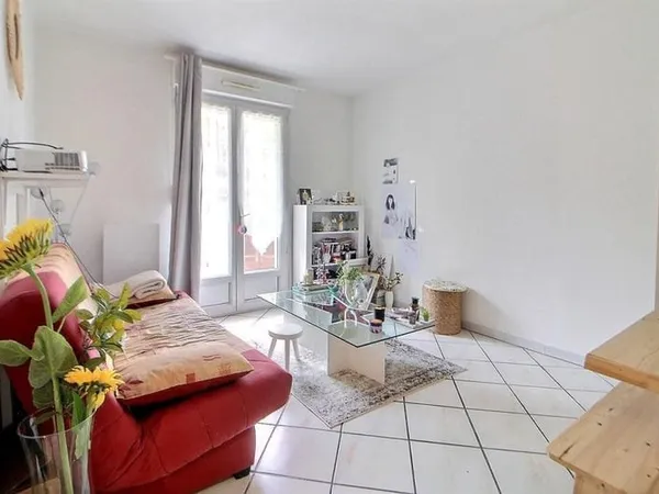 APPARTEMENT T2 A LOUER A ROANNE - AVENUE DE PARIS