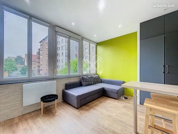 Studio 1 pièce 21 m²