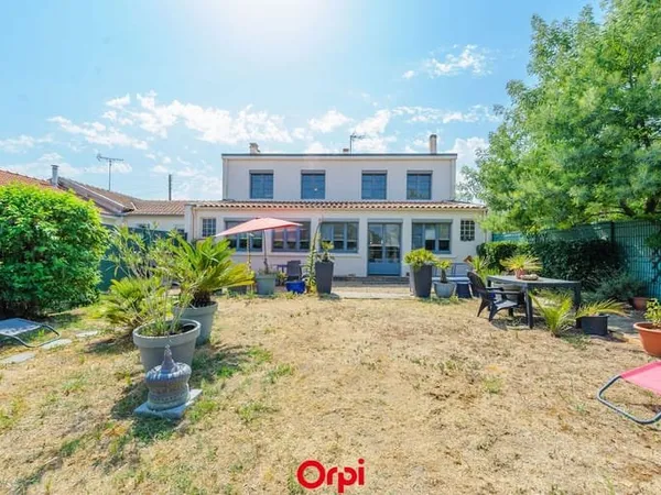 Maison 5 pièces 157 m²