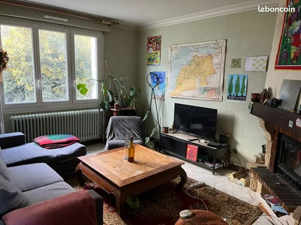 Chambre + maison à partager
