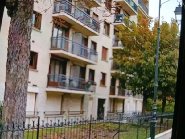 Petit studio a louer a colombes