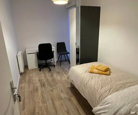 Studio 1 pièce 10 m²