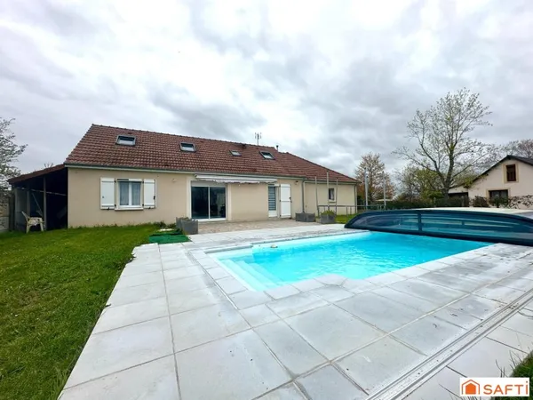 Maison récente avec 3 chambres et piscine !