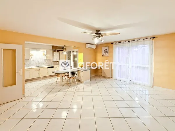 Appartement Nimes 4 pièces 77m2