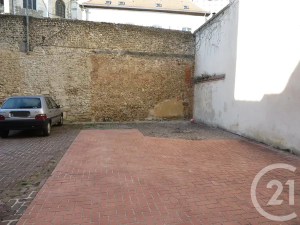 Stationnement Location Chartres   75€
