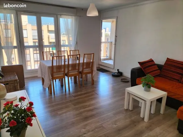 Grand T4 familial / Proche ligne 14 L'Haÿ-les-Roses / Balcon, Parking, Cave