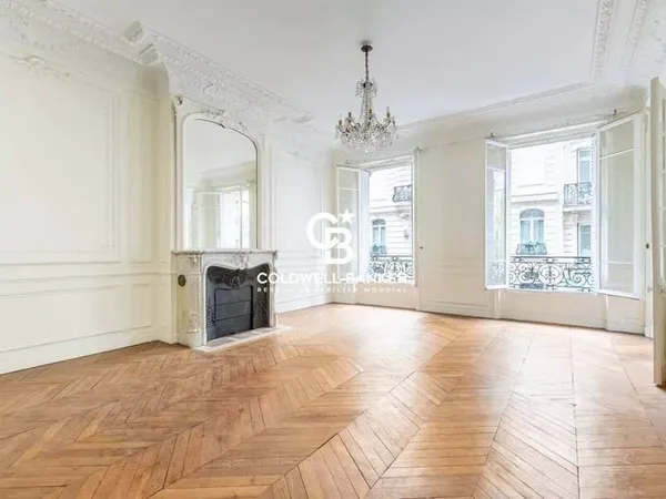 Appartement 6 pièces 189 m²