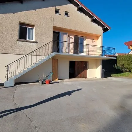 A louer un f3 pour une personne au calme et bien situé