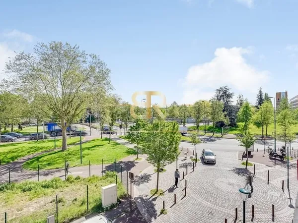 COUP DE COEUR 3 PIÈCES REFAIT À NEUF TRÈS LUMINEUX SANS