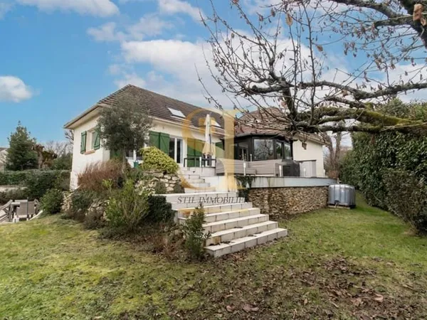 Maison individuelle 228 m² - Terrain 813 m² - Saint-Fargea