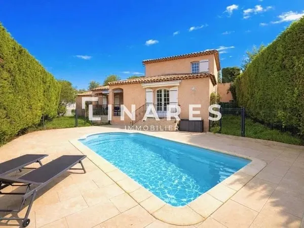 LA BASTIDE DES CAMOINS - Villa T6 de 155m2 - Parcelle de 660m2 - Piscine - 13011