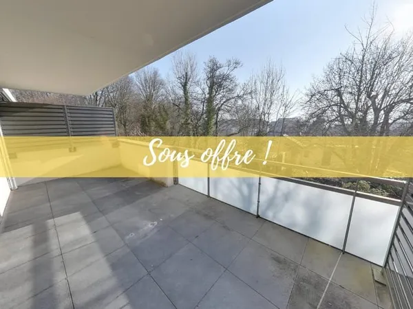 SUPERBE APPARTEMENT DE 2 PIÈCES + CUISINE RÉCENT AVEC GRANDE