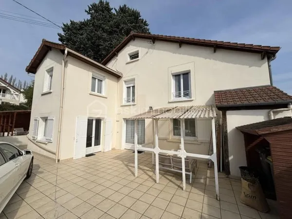 Maison 6 pièces 142 m²