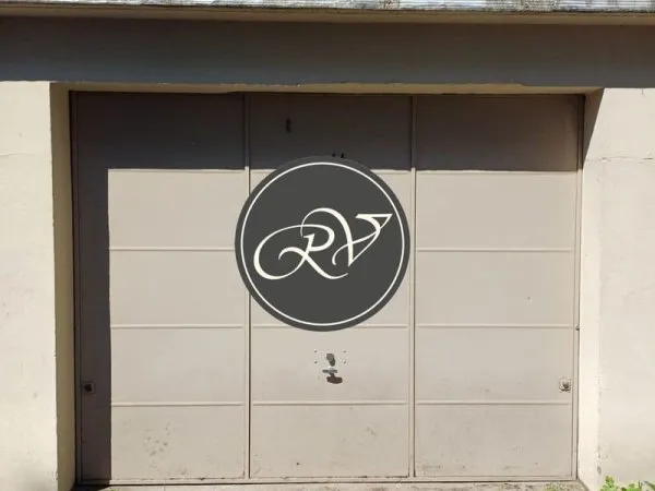 Garage / Box fermé - BRON